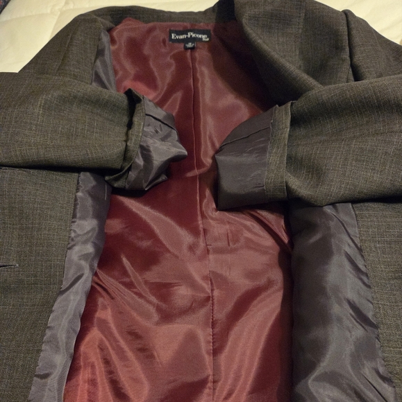 Evan-Picone Ladies Suit - Picture 6 of 7